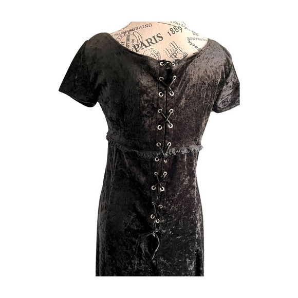 🕯 Black Crushed Velvet Maxi Dress – Size US 6 (Mortingus) - Picture 6 of 7